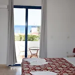 Kiotari Beach Apartments