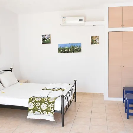 Kiotari Beach Apartments